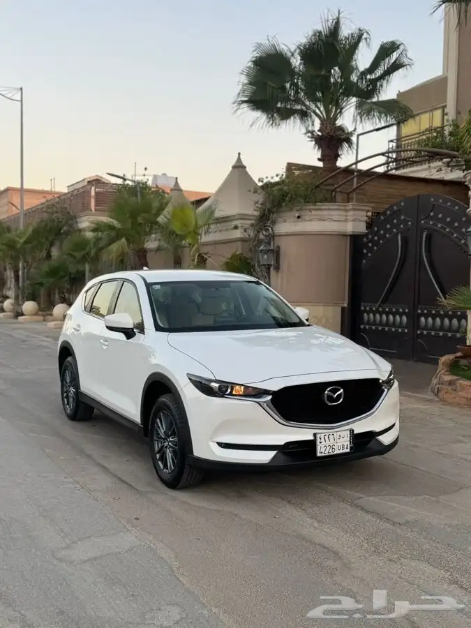 مازدا cx52022مخزن 7