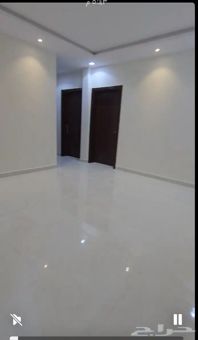معارض وشقق للإيجار 4