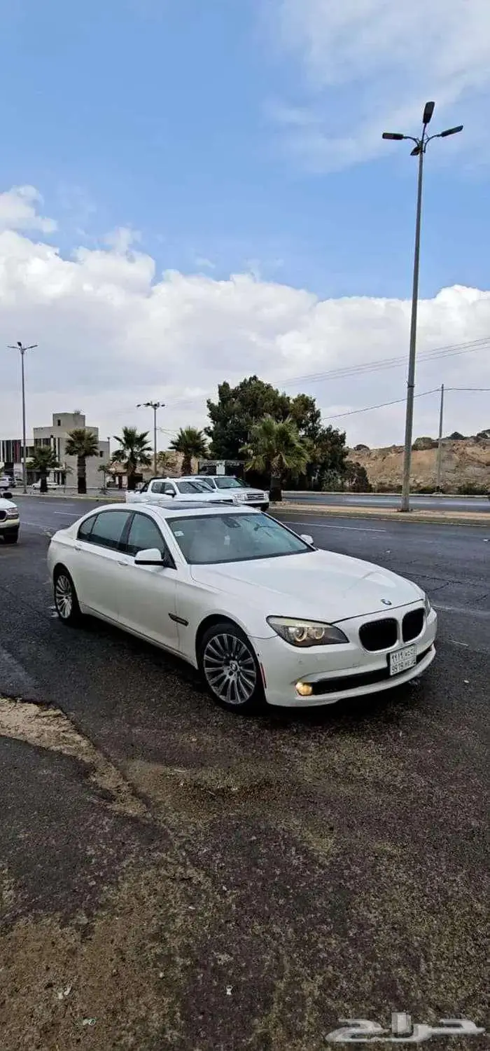 بي ام دبليو 2009 750li 4