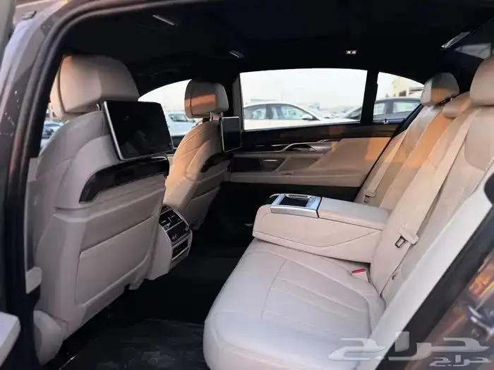 بي ام دبليو LI730 على الضمان 2022 18