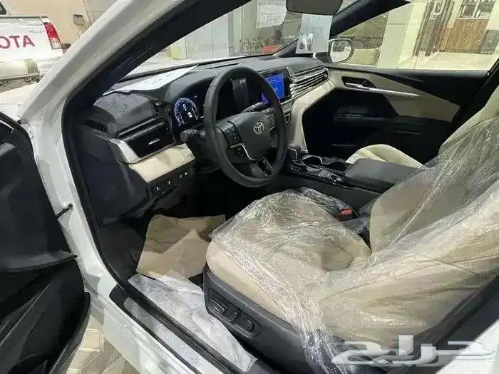 كامرى 2025 7