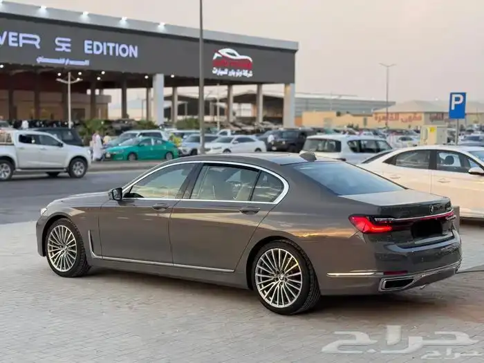 بي ام دبليو LI730 على الضمان 2022 11