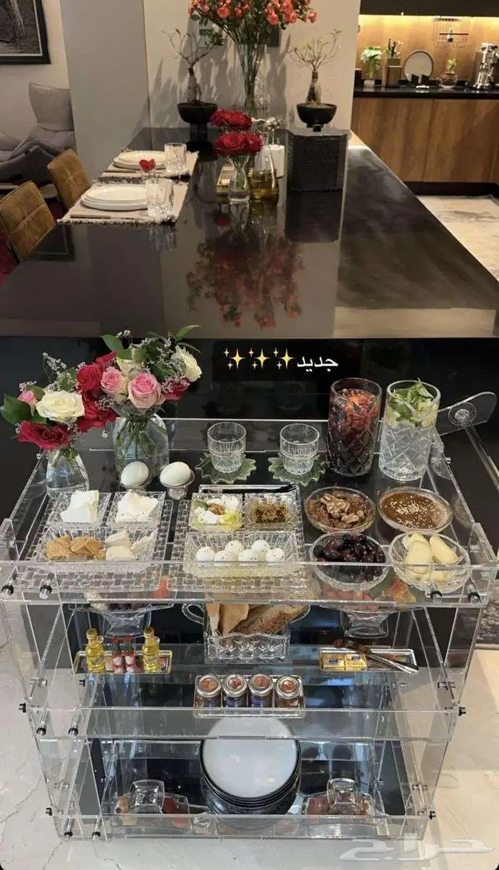 طاولة الضيافة 7
