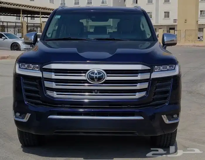 تويوتا لاندكروزر (VXR (2022 أعلى فئة(تم البيع الحمدالله) 2