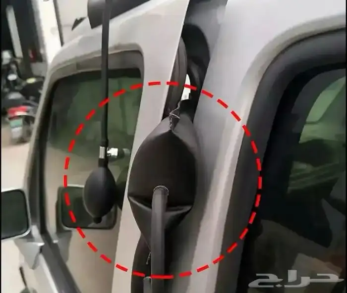 فتح باب السيارات المغلقه 2