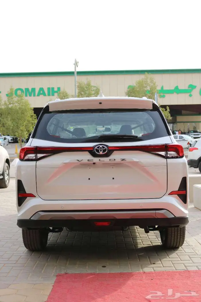 تويوتا فيلوز 2025 متوفر جميع الالوان كاش _ اقساط 10