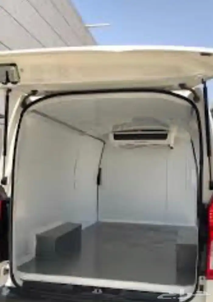 باص ثلاجة ديزل للإيجار 0