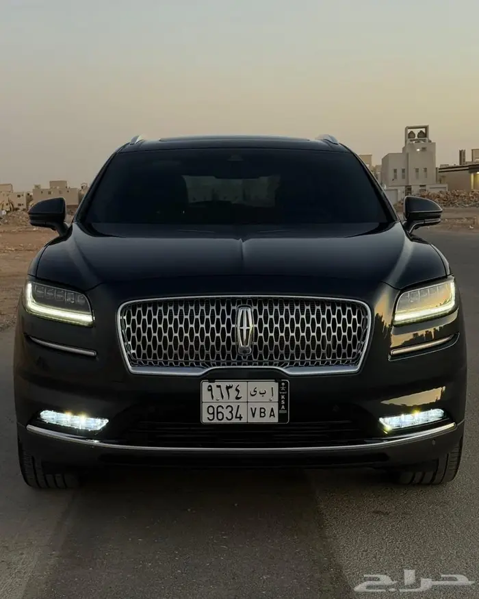 Licnoln ( شبه جديد مخزن ) فل 0