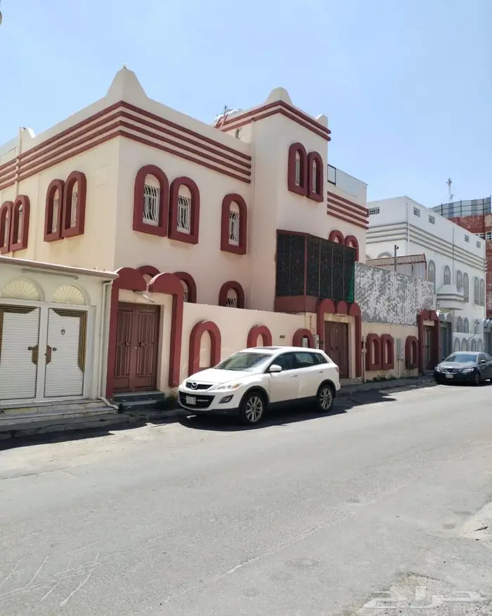 للإيجار طويل المدى عمارة سكنية في أبها داخل الحزام الدائري 5