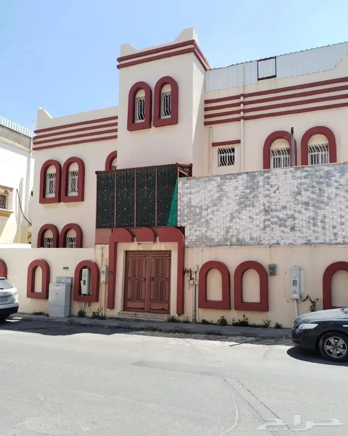 للإيجار طويل المدى عمارة سكنية في أبها داخل الحزام الدائري 2