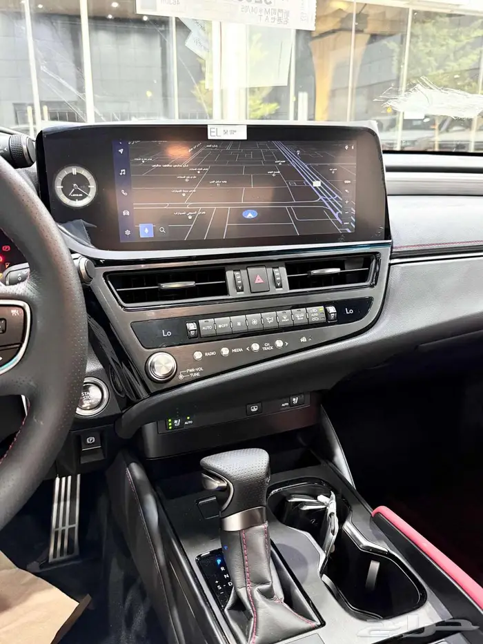 لكزس ES 350 FF اف سبورت سعودي 2025 ( ابيض و اسود ) 19