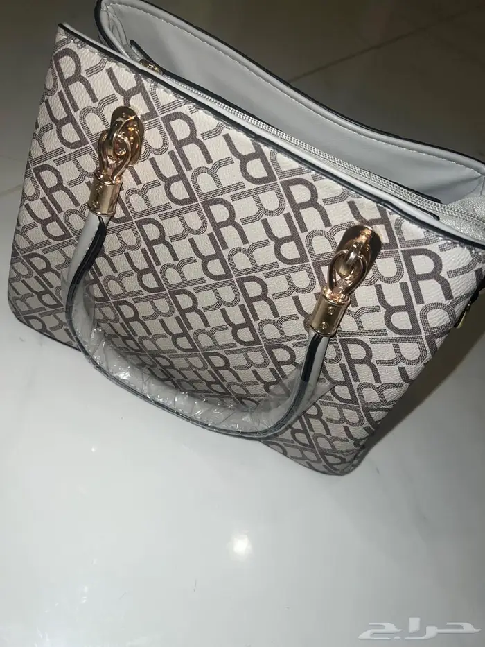 شنطة للبيع 0