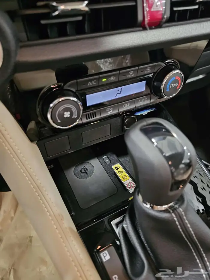 تويوتا يارس فل YX موديل 2026 11