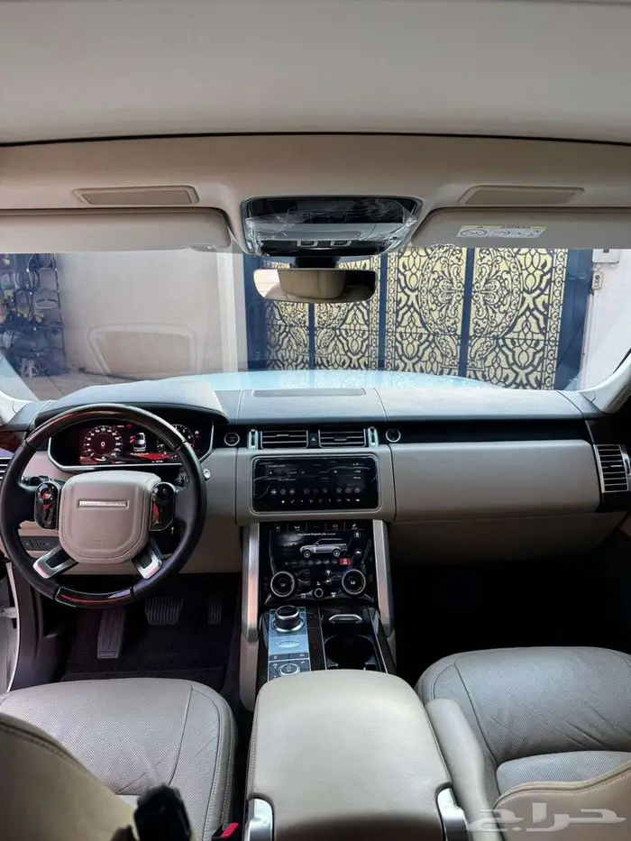 Range Rover Vogue SE   2020 Model 8