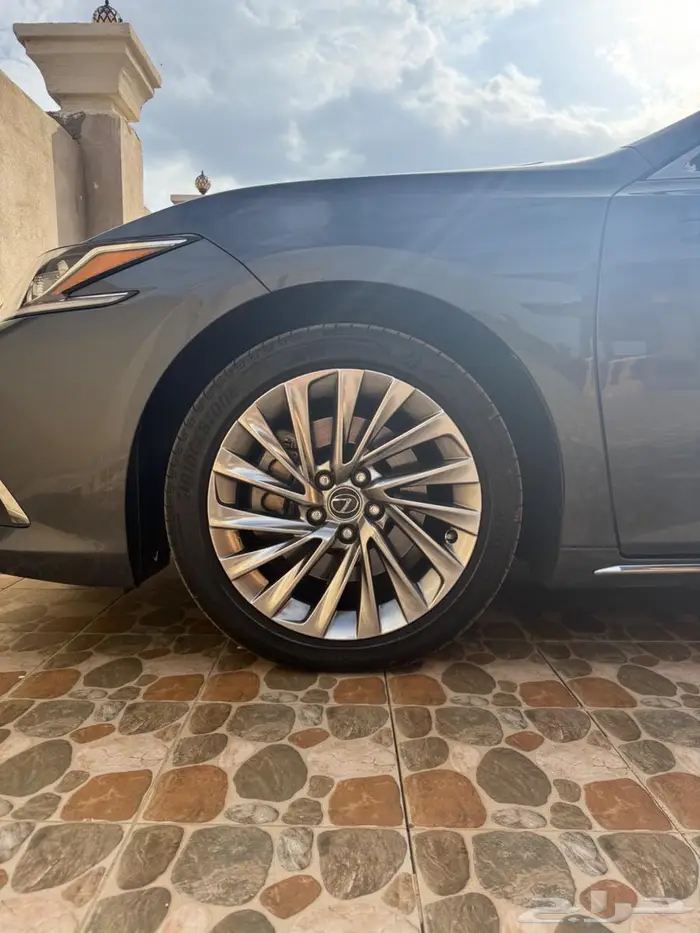 لكزس es350 2023 cc وارد عبد اللطيف جميل 18
