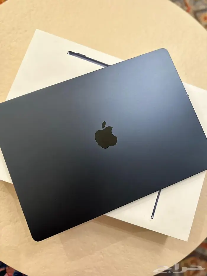 MacBook Air 15-inch 0