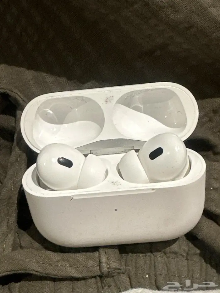 للبيع سماعات ابل airpods pro2 اصلي من اكسترا ) 1
