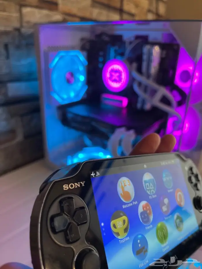 بلايستيشن فيتا مهكر- Ps vita 1