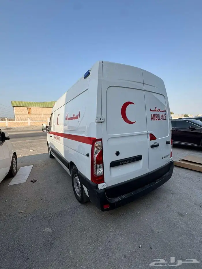اسعاف رينو ماستر 2025 0