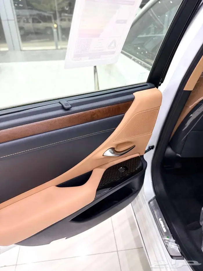 لكزس ES 350 CC نص فل 2025 سعودي 20