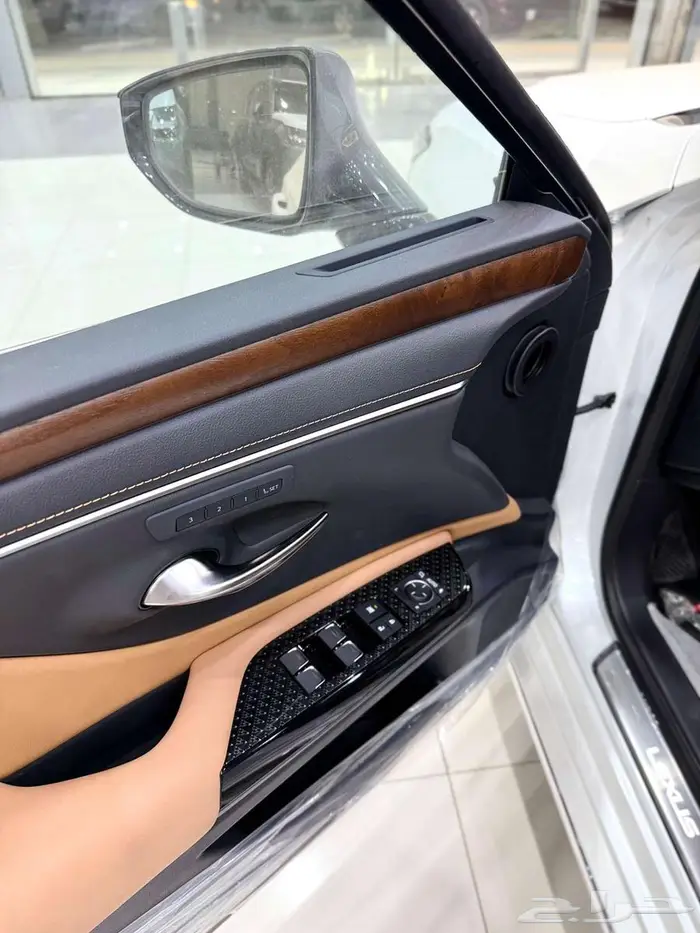لكزس ES 350 CC نص فل 2025 سعودي 12