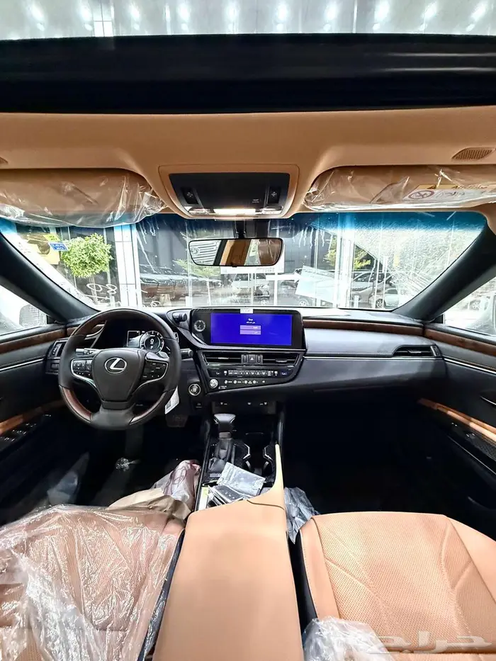 لكزس ES 350 CC نص فل 2025 سعودي 26