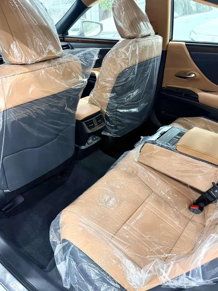 لكزس ES 350 CC نص فل 2025 سعودي 23
