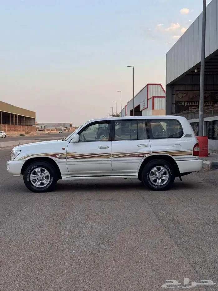 تويوتا جي اكس ار 2006 3