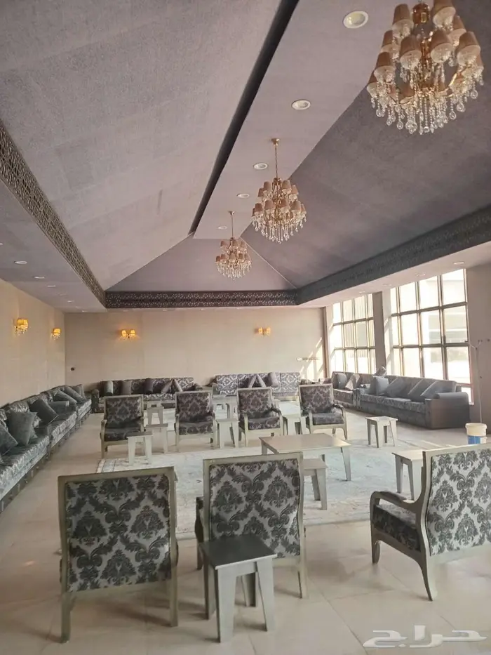 تنظيف كنب جلي بلاط تنظيف منازل خزانات غسيل فرشات مجالس 1