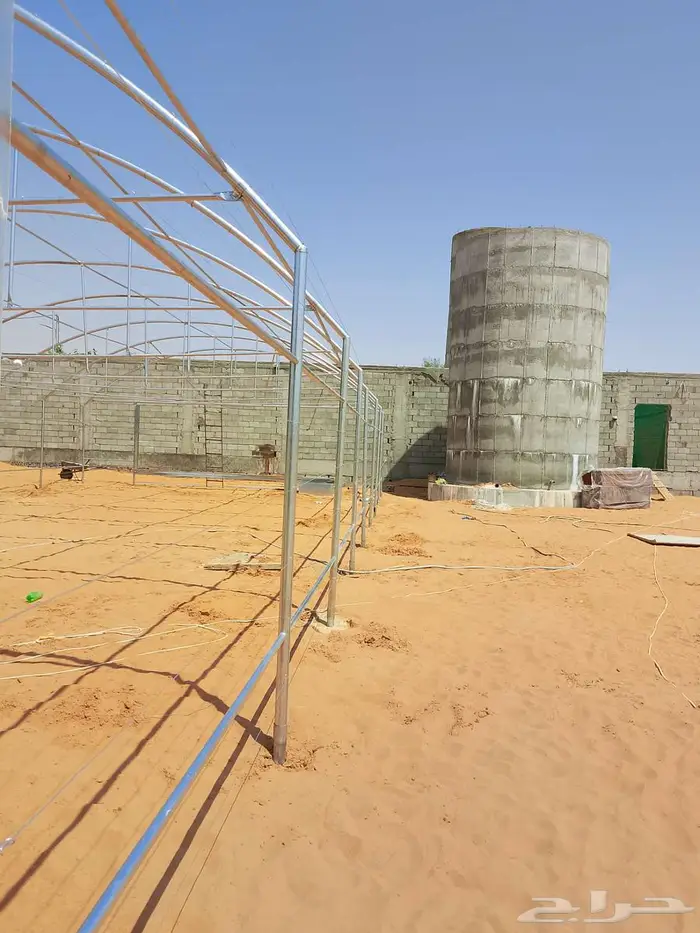 بيوت محميه مستخدم والجديد مكيف كذلك قواعد وبلاستيك للبيع 13