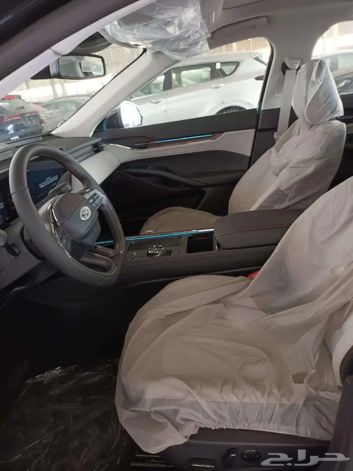 فورد تورس تيتانيوم فل كامل موديل 2025 5