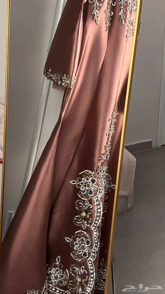 فستان للبيع 0