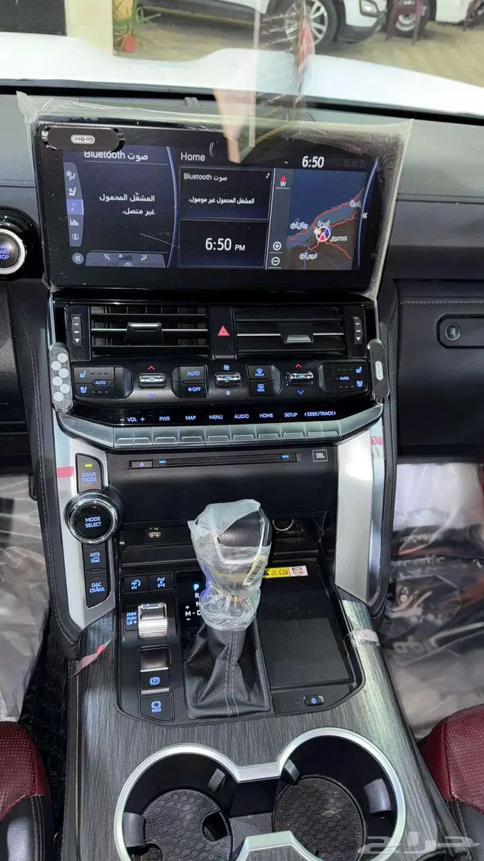 تويوتا لاندكروزر VXR بريمي مستخدم موديل 2023 5