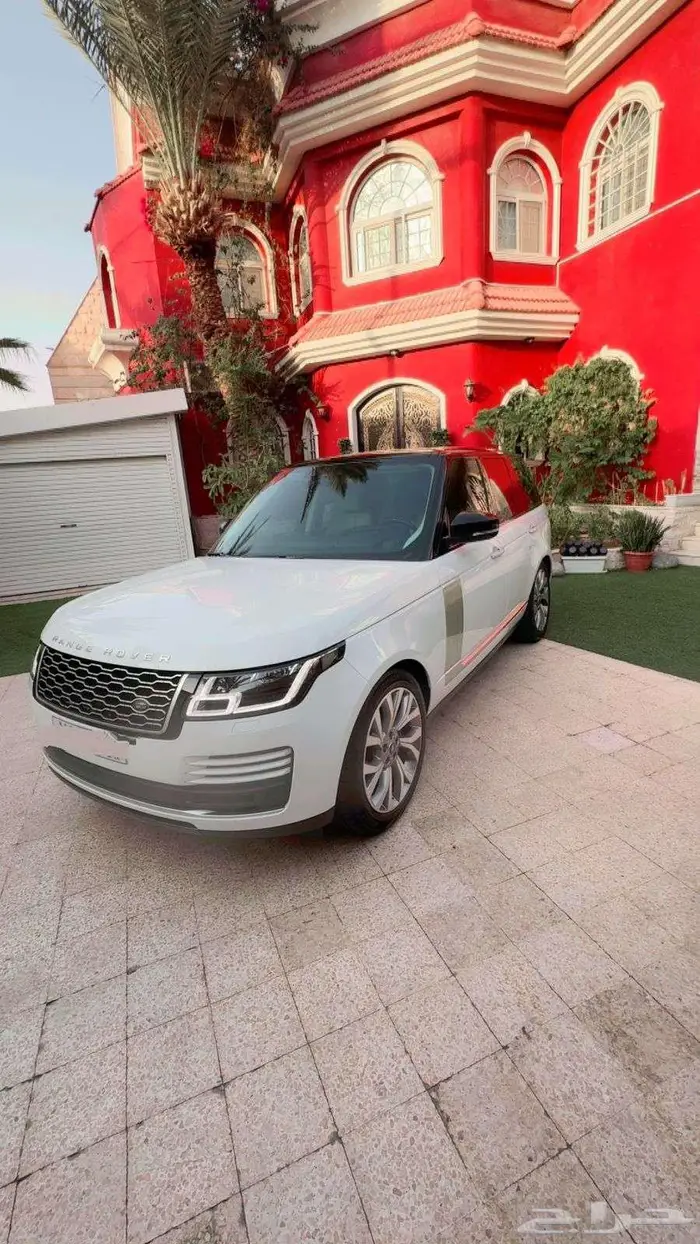 Range Rover Vogue SE   2020 Model 1