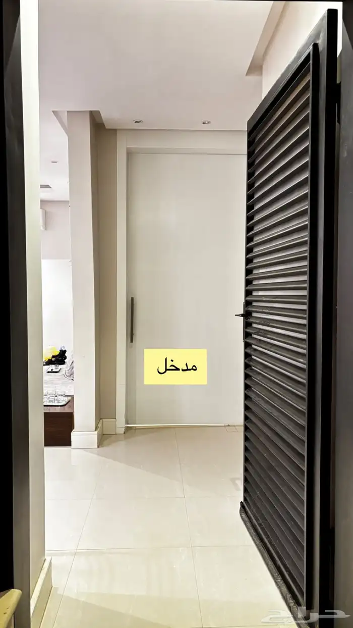 فيلا درج داخلي للبيع بحي المونسية 1