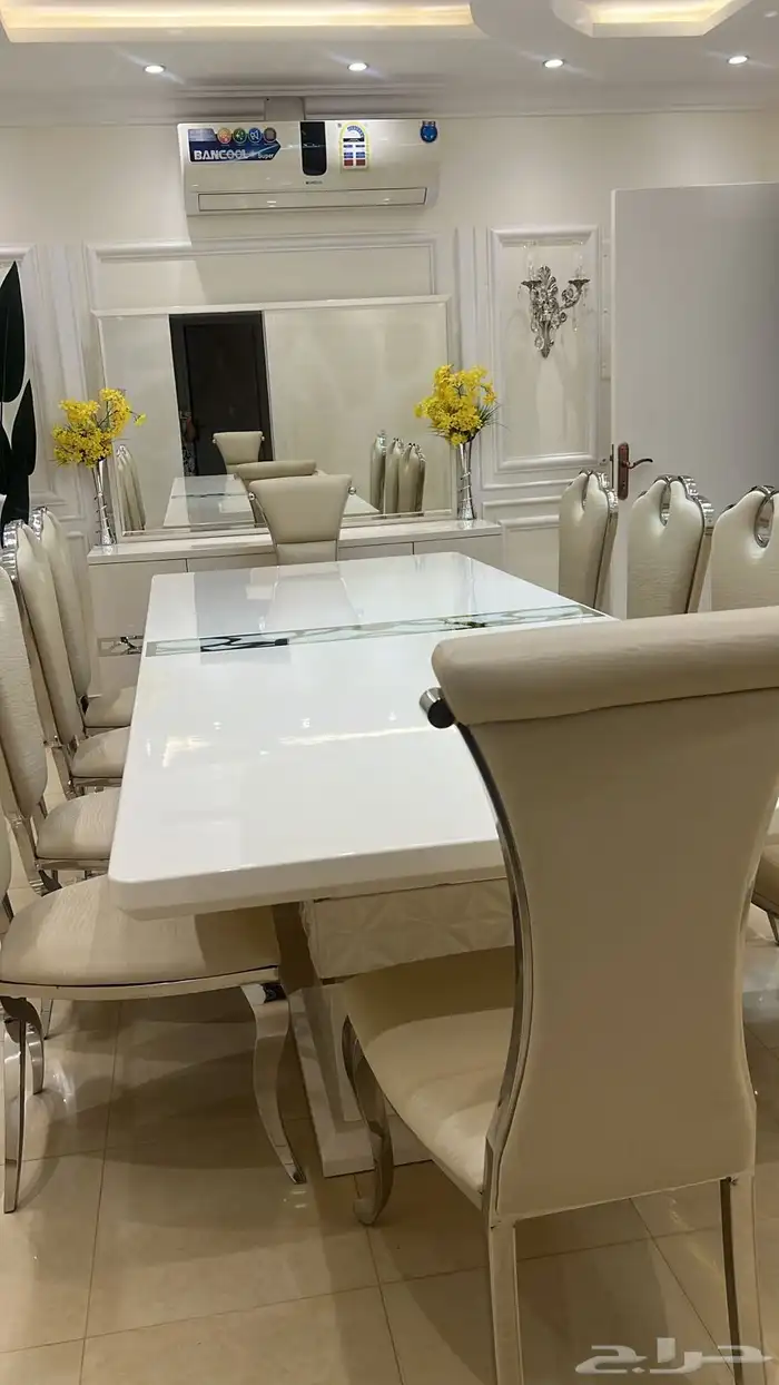 طاولة طعام 0