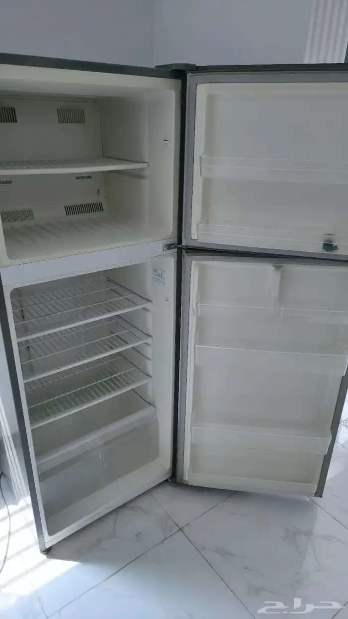 ثلاجه ماركة كريستال 0