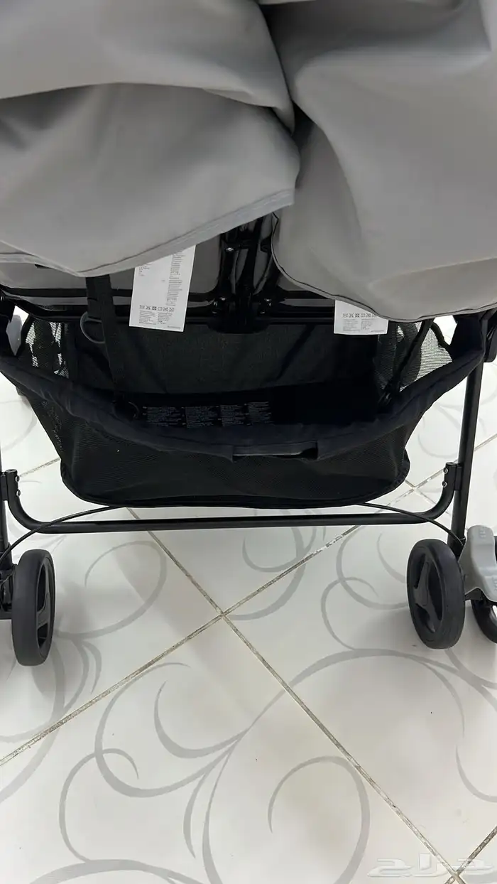 عربية اطفال توأم 5