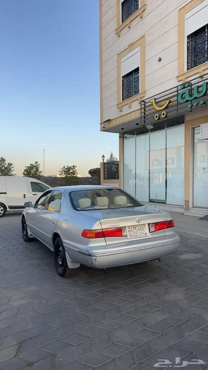 كامري للبيع 4