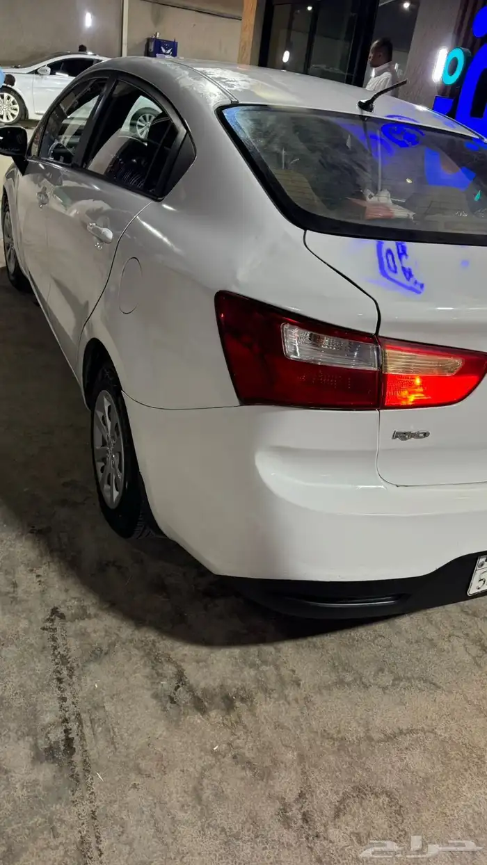 kia reo 2014 3