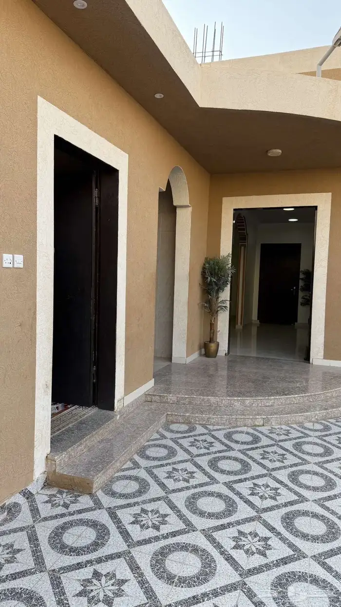 للبيع دور بالمزاحمية بنوارة مساحة 805 م بمليون 600 2