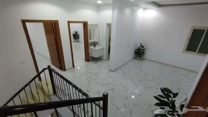 فيلا دبلكس للبيع حي الضاحيه العاشر ب مليون 23