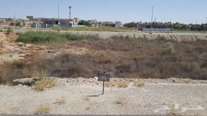 أرض سكنيه للبيع في عنيزه 4