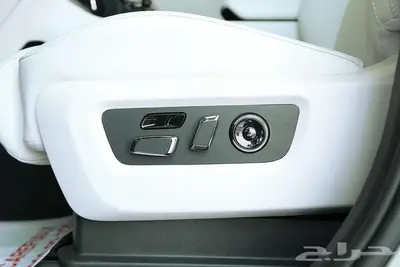 روكس 01 7مقاعد 2025  رفاهية وقوة في كل تفاصيلها index