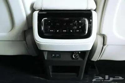 روكس 01 7مقاعد 2025  رفاهية وقوة في كل تفاصيلها index