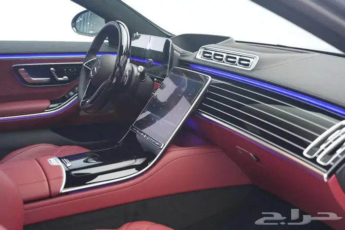 مرسيدس S 500 موديل 2025 أصفار خليجي رمادي فاتح أحمر 10