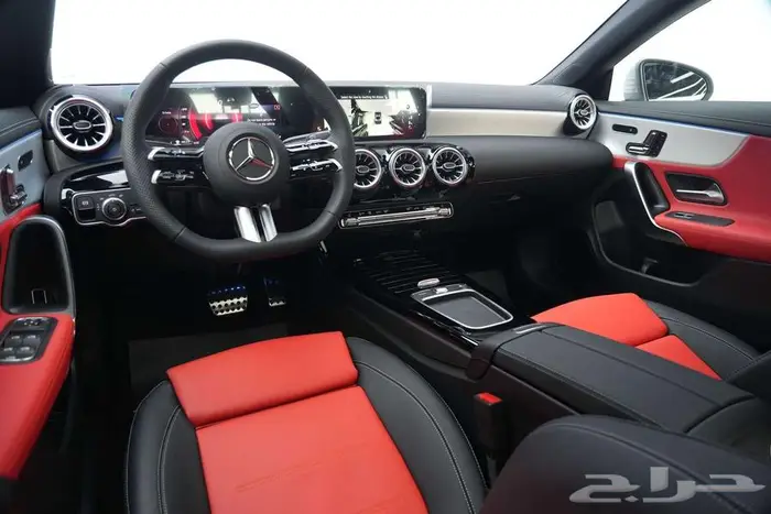 مرسيدس CLA 200 موديل 2026 أصفار خليجي رمادي أحمر 10