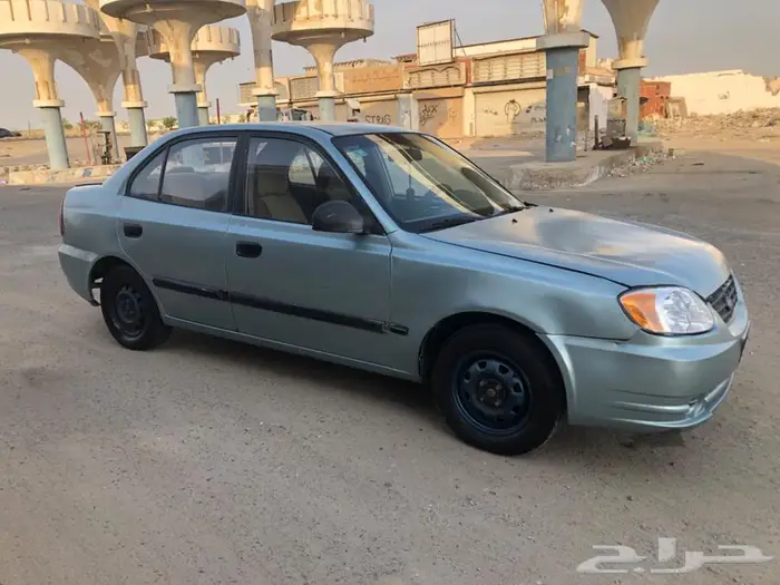 للبيع هوندا اكسنت بحاله طيبه تنفع للي يدور سياره على قده 2