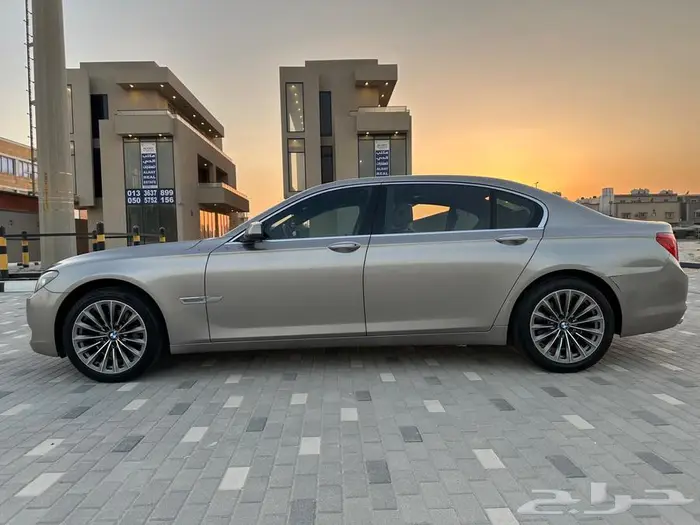 بي ام دبليو 730Li 2010 7