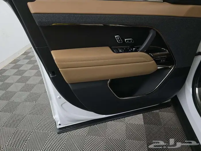 Land Rover Range Rover Sport SE 12